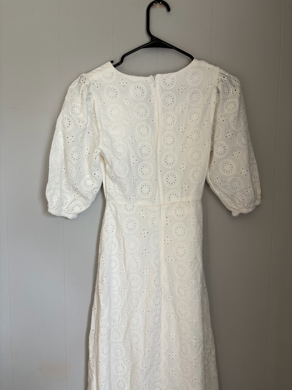 White Eyelet Maxi Dress with Front Knot and Puff Sleeves - Picture 5 of 7